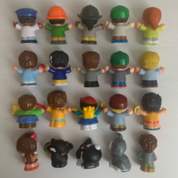 Fisher-Price Little People Lot of 20 Figures - Picture 6 of 10